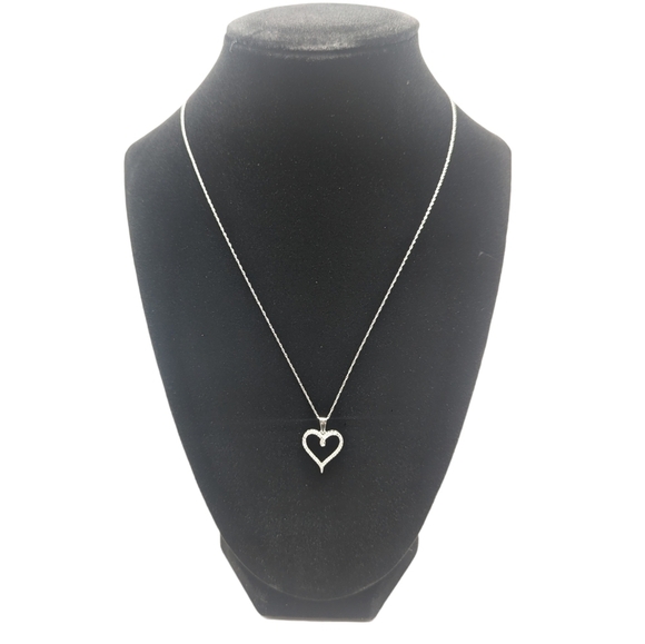 10kt White Gold Diamond Heart Pendant with 10kt White Gold Chain Necklace 1.58g - Picture 7 of 11